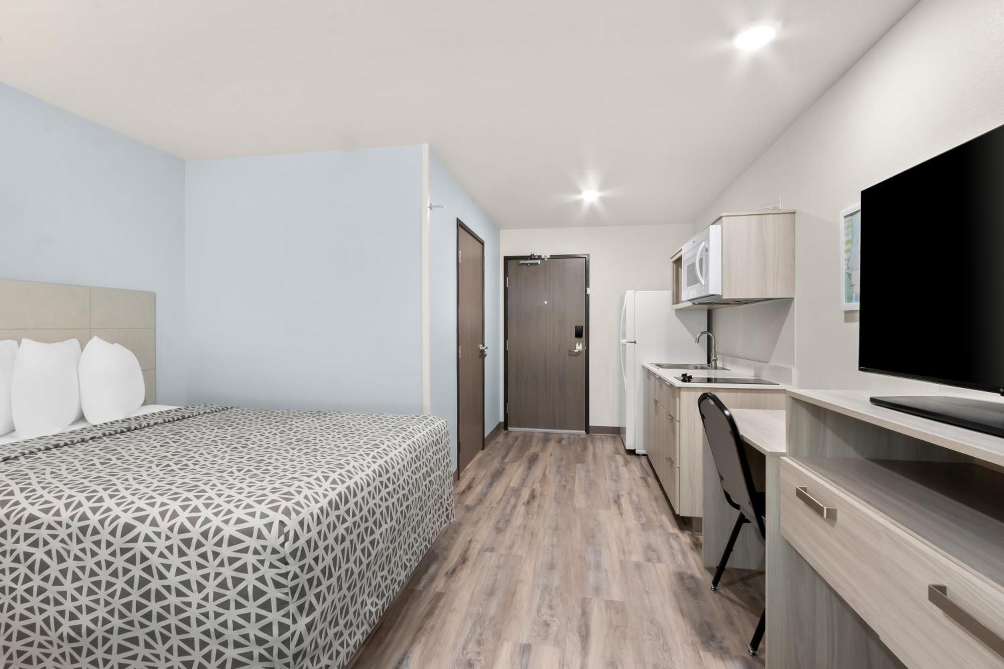 Woodspring Suites Chandler Phoenix Medical Center Exterior photo